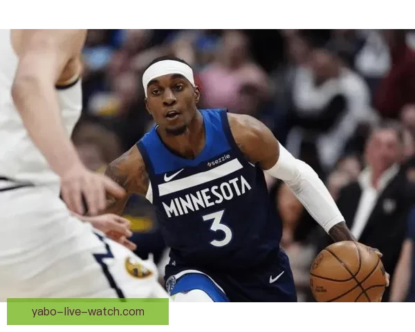 森林狼官方宣布麦克丹尼尔斯左膝髌腱炎确诊 将列入每日观察名单